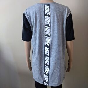 Nike raglan tshirt, men's medium